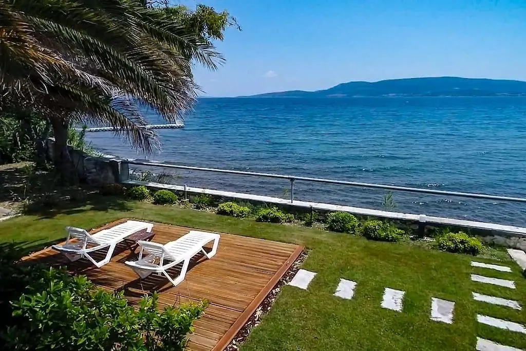 בית נופש הוילה Balikliova Yfn Urla Seaside House טורקיה